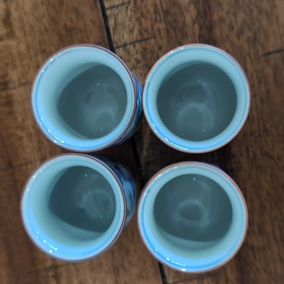 Arita Japanese Porcelain Sake Set - Tokkuri Bottle & 4 Ochoko Cups - Picture 9 of 11